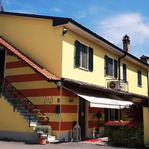 https://country-house-crema.it-lombardy.com